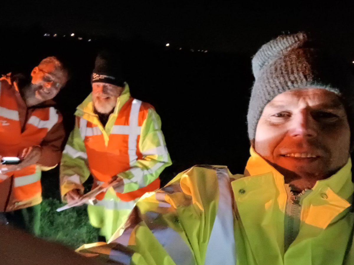 andreboerameide's tweet photo. Vanavond weer jaarlijkse hoogwateroefening. #WSRL. Tijd om keer voor eggie te dien na 14 jaar!! https://t.co/F1nZEoxXVo