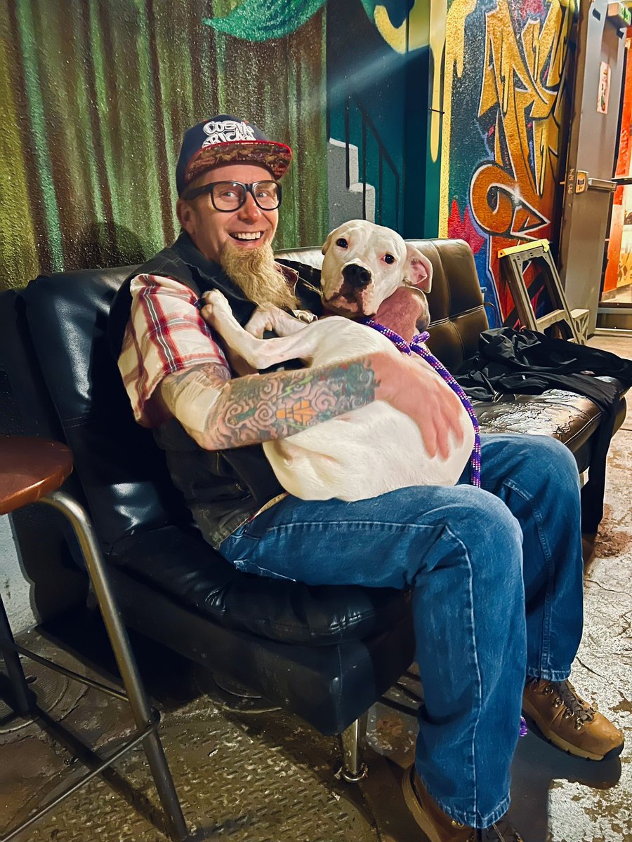 RuntimeDnb's tweet image. #Drumnbass #Flowarts, &amp;amp; #Crafting tonight from 5PM to 10PM at Lil Joes 
This is the last Second Saturday of 2023 &amp;amp; it has been an amazing year sharing this day with you! Many thanks &amp;amp; massive love to everyone in the crew for showing up &amp;amp; making this night special. 
#Sacramento