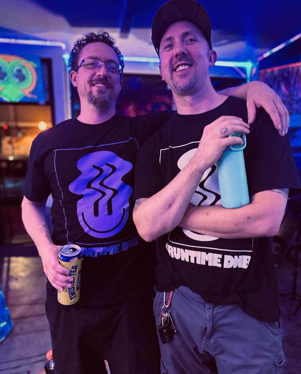 RuntimeDnb's tweet image. #Drumnbass #Flowarts, &amp;amp; #Crafting tonight from 5PM to 10PM at Lil Joes 
This is the last Second Saturday of 2023 &amp;amp; it has been an amazing year sharing this day with you! Many thanks &amp;amp; massive love to everyone in the crew for showing up &amp;amp; making this night special. 
#Sacramento