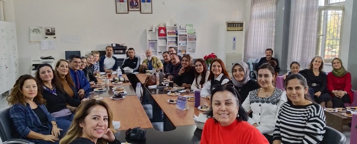 LisesiToros's tweet photo. 24 Kasım 2023 Öğretmenler Günü https://t.co/5Al2L3Pumb