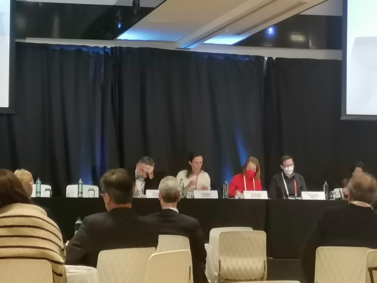 COVID19persist1's tweet image. Unes jornades molt interessants, molt ben organitzades i de molta qualitat. Investigar i recercar, per trobar i provar tractaments en pacients #covidpersistent.
#TheTeam
#Demystifying #Madrid
#recerca #hospitatària #pacients.