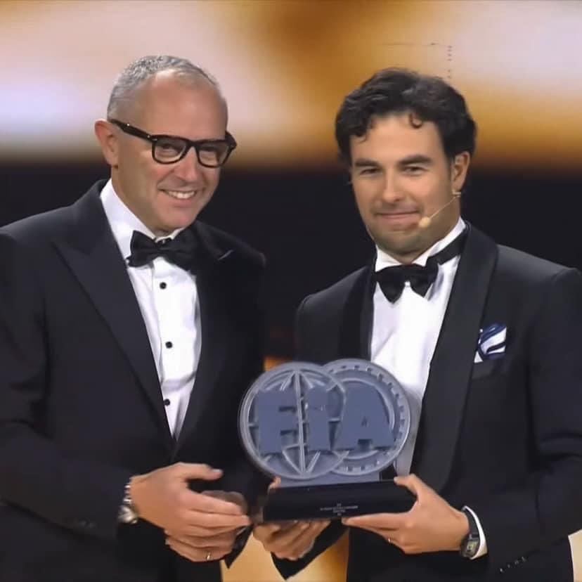 Eres grande Checo, no hay manera de que puedas vencer a quien no sabe rendirse.