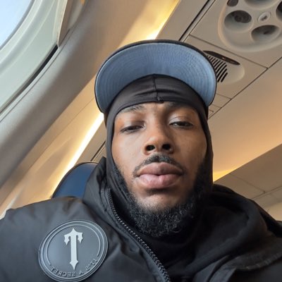 Joz100's tweet photo. #NewProfilePic https://t.co/Lf9yK6QmHU
