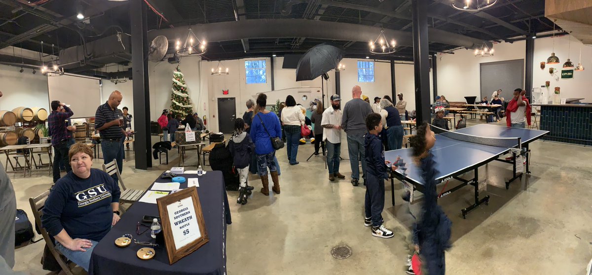 AvaEdwards156's tweet photo. Such a great time with alumni and families at the @GASouthernAlums Santa GUS in Atlanta! Thanks to @RoundTripBeer for hosting our event! #alumniowned #santaGUS #hailsouthern https://t.co/sfOBOZ7qPh