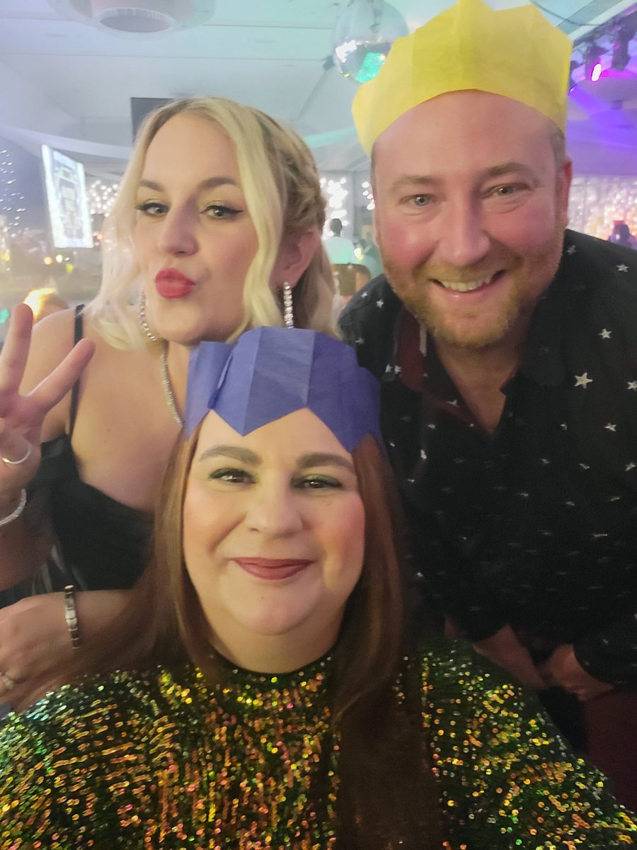 DTGlitterball