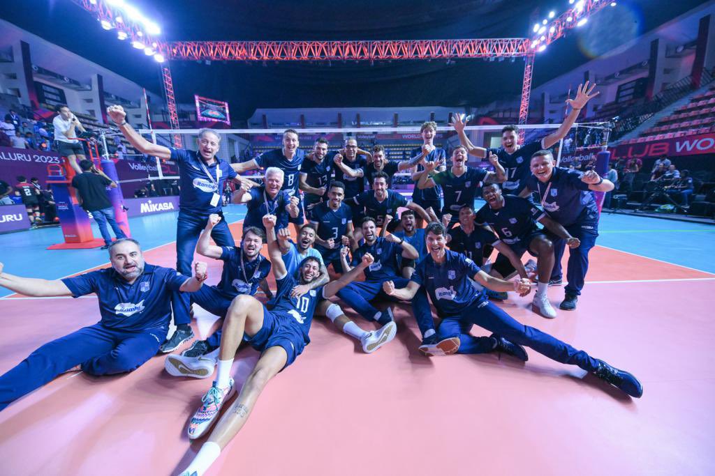 🔥 Itambé Minas vence time do Japão e chega pela primeira vez na final do Mundial: minastenisclube.com.br/noticias/volei… 📸 Deepu Thomas/FIVB #VaiMinas #ItambéMinas #ClubWorldChamps