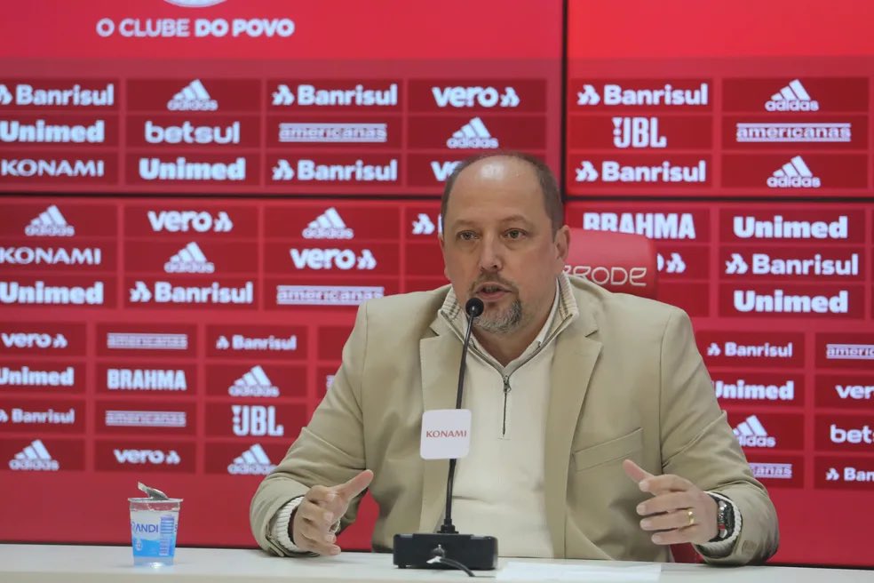 Alessandro Barcellos é reeleito como presidente do Internacional