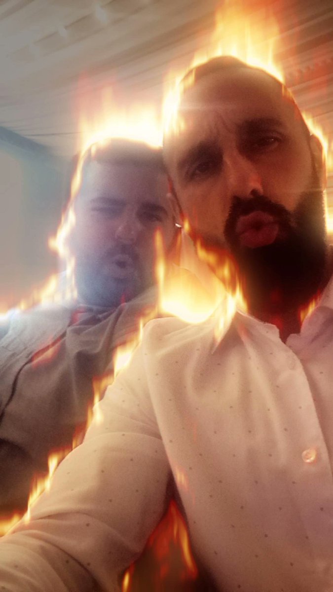 Reloelo's tweet photo. L'infern rosat 🔥🍆🔥  #soparanyal2023collavella #festaanyal2023collavella https://t.co/uBQNdtmLF8