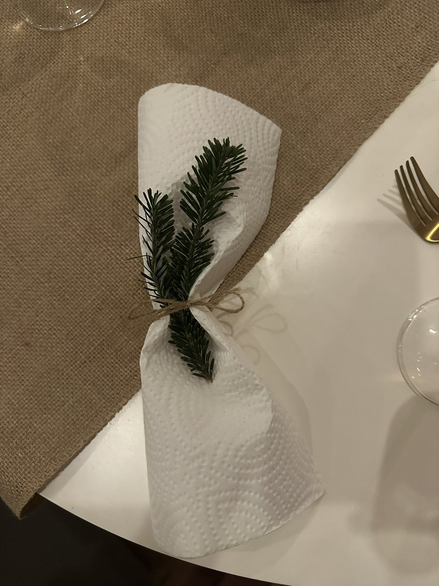gayspud's tweet photo. Last time I go to a holiday party in Brooklyn https://t.co/tF6P4xEY8e