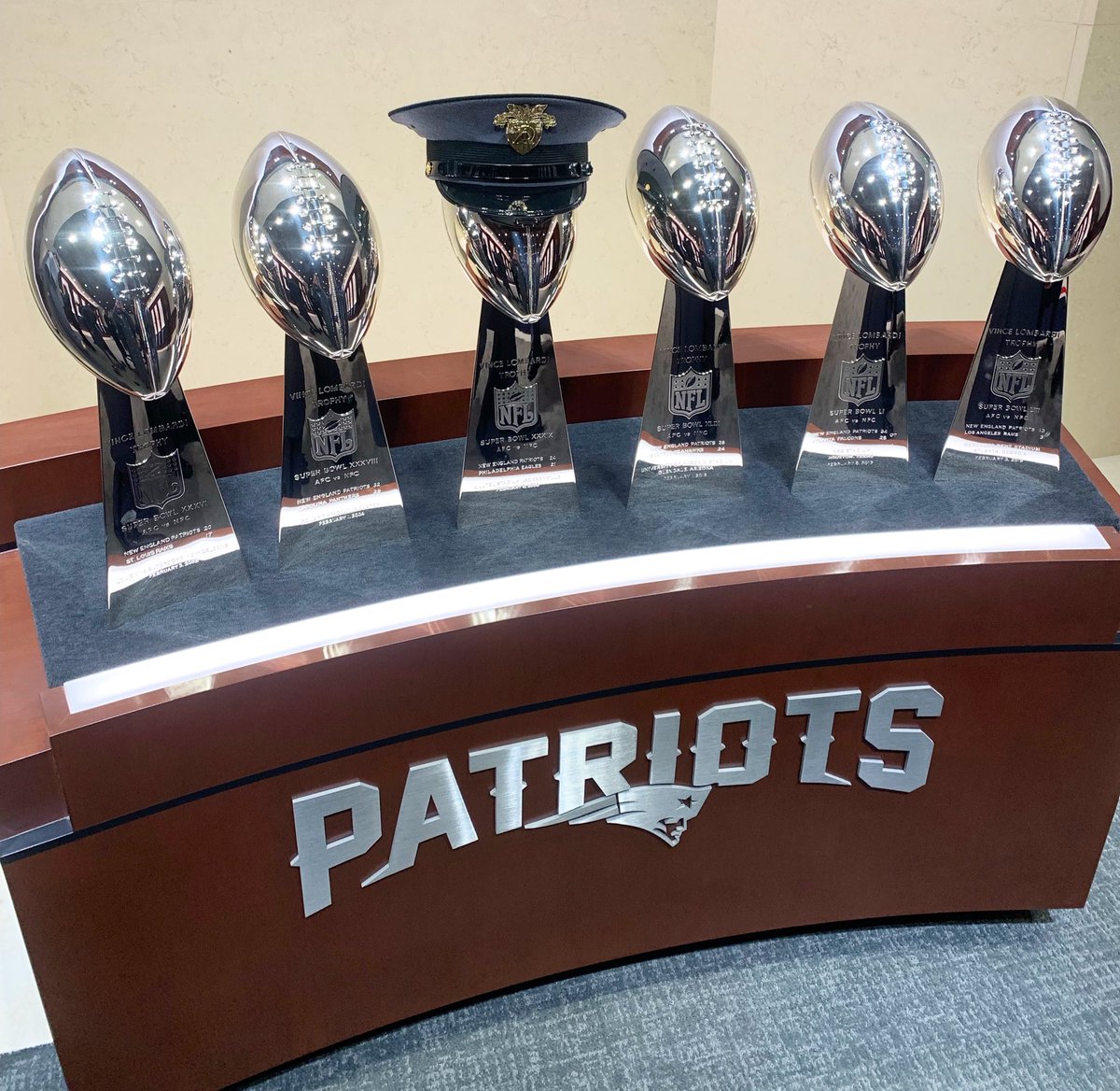 DrunkOldGrad's tweet photo. Thanks for hosting us! @patriots #BeatNavy https://t.co/awDcFKosuo