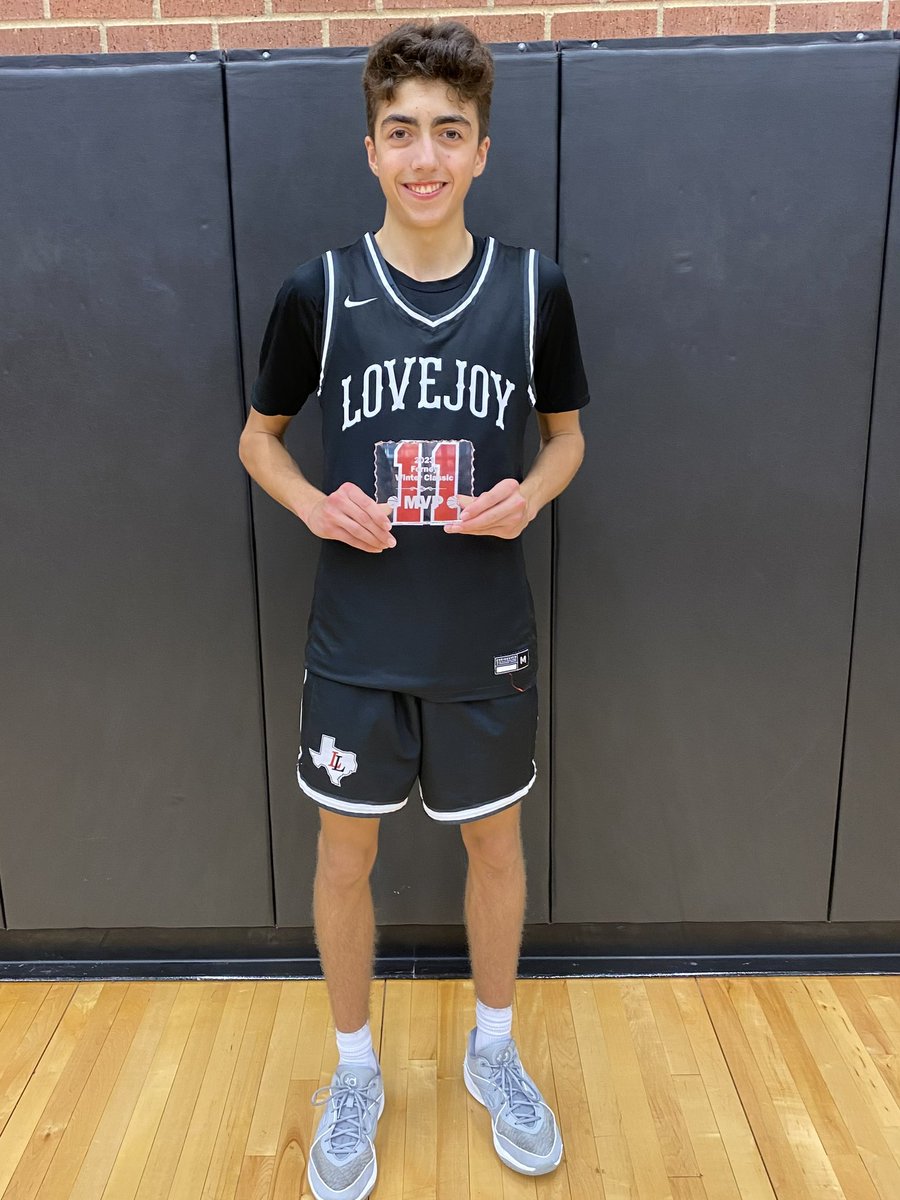 ForneyISD_WC's tweet image. 馃弨馃弨FINAL馃弨馃弨
@LovejoyHoops 55 馃弳
@FHSCoachH 38
Lovejoy Leaders
Tate Ziemkiewicz 15 馃弲
Luke Modersohn 12 馃
Sawyer Black 12
Ryan Rogers 12
Forney Leaders
Jeremiah Paul 9 馃弲
@Tabchoops @hoopinsider @TexasHoopsGASO @SportsDayHS @ForneyAthletics