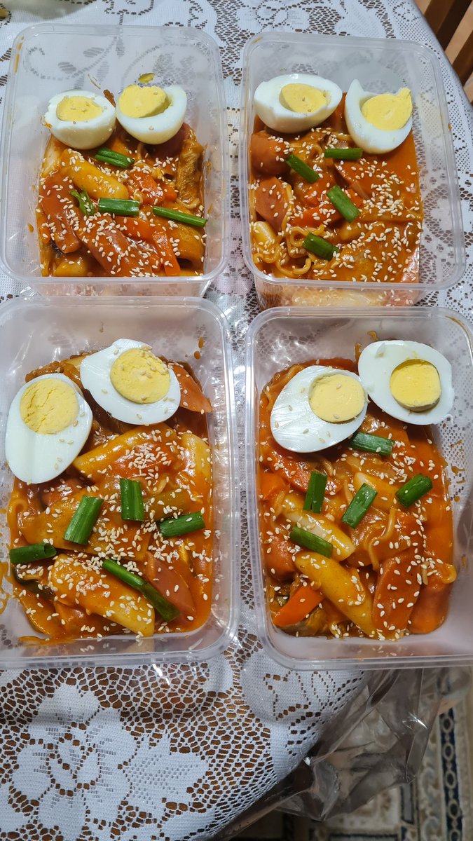 AmizaSherry's tweet photo. Day 3 of CS event. It's Kang Daniel's birthday today. I made Rabokki (Ramen + TTeokbokki) for the my fellow Danity who attend the event today. Hope you all like it.😅
#TwentySevenDaniel 
#HappyBirthdayKangDaniel
@konnect_danielk
#KANGDANIEL
#강다니엘
#カンダニエル https://t.co/Enuibxlim7