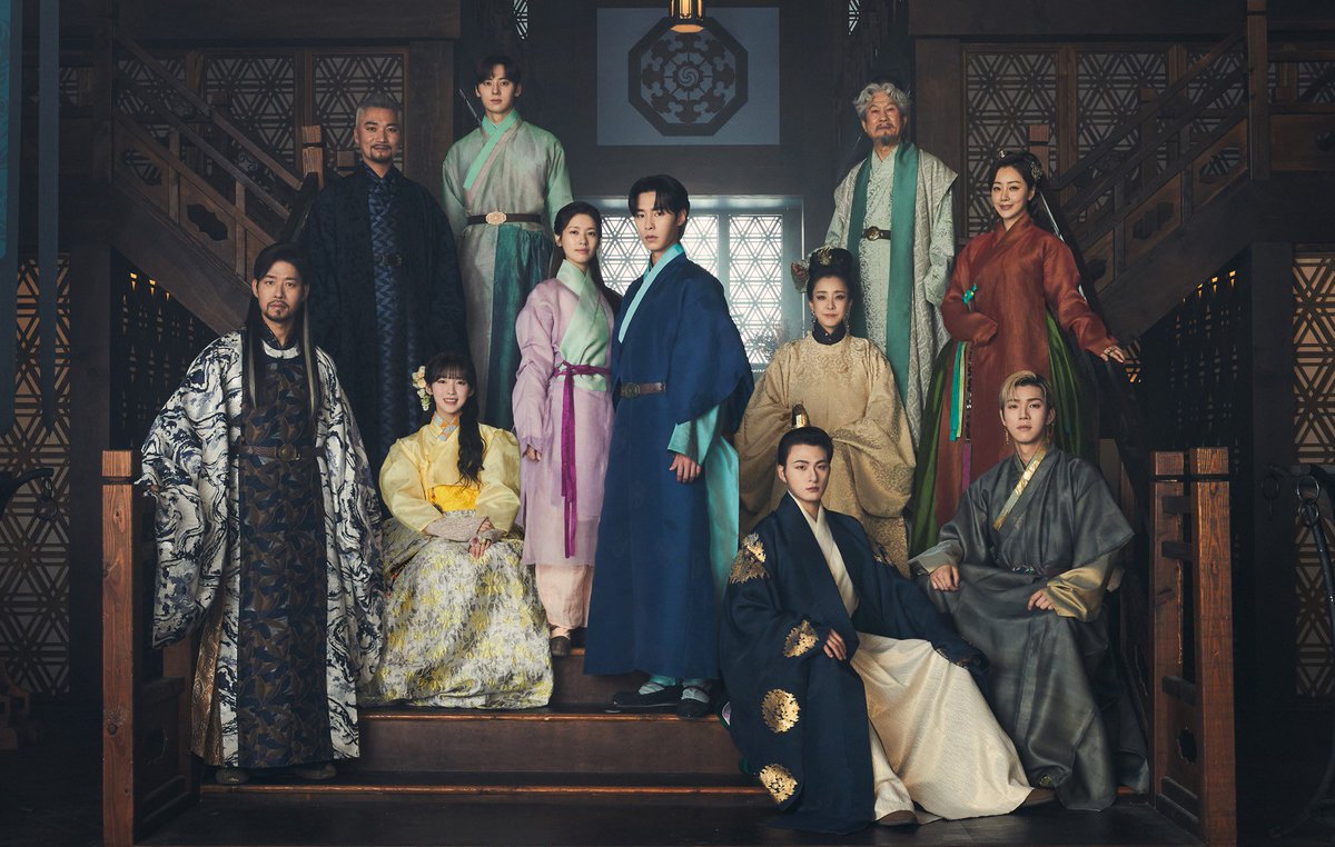 avmelias's tweet image. Happy anniversay Alchemy of Souls, thank you for changing so many lives 💗 It still remains my favorite kdrama till this day and my most rewatched show! Thank you to the cast and staff who worked hard for it 🤍 🖤🍀 

#AlchemyofSouls #AlchemyOfSoulsLightAndShadow