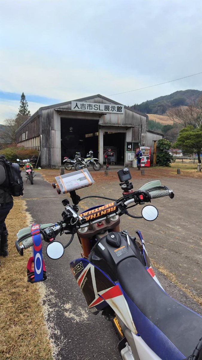 RicoKumamoto's tweet photo. コドコマラリー初参加🫡
コケてあばらいってるっぽいですが、めちゃくちゃ楽しかったです!…クシャミスルトイタイ…
次の休みにFlat-LABを使ってがっつり洗車ですね😁
#コドコマラリー #FLATLAB #ライコランド熊本 #オフロード https://t.co/RuKnds22uZ