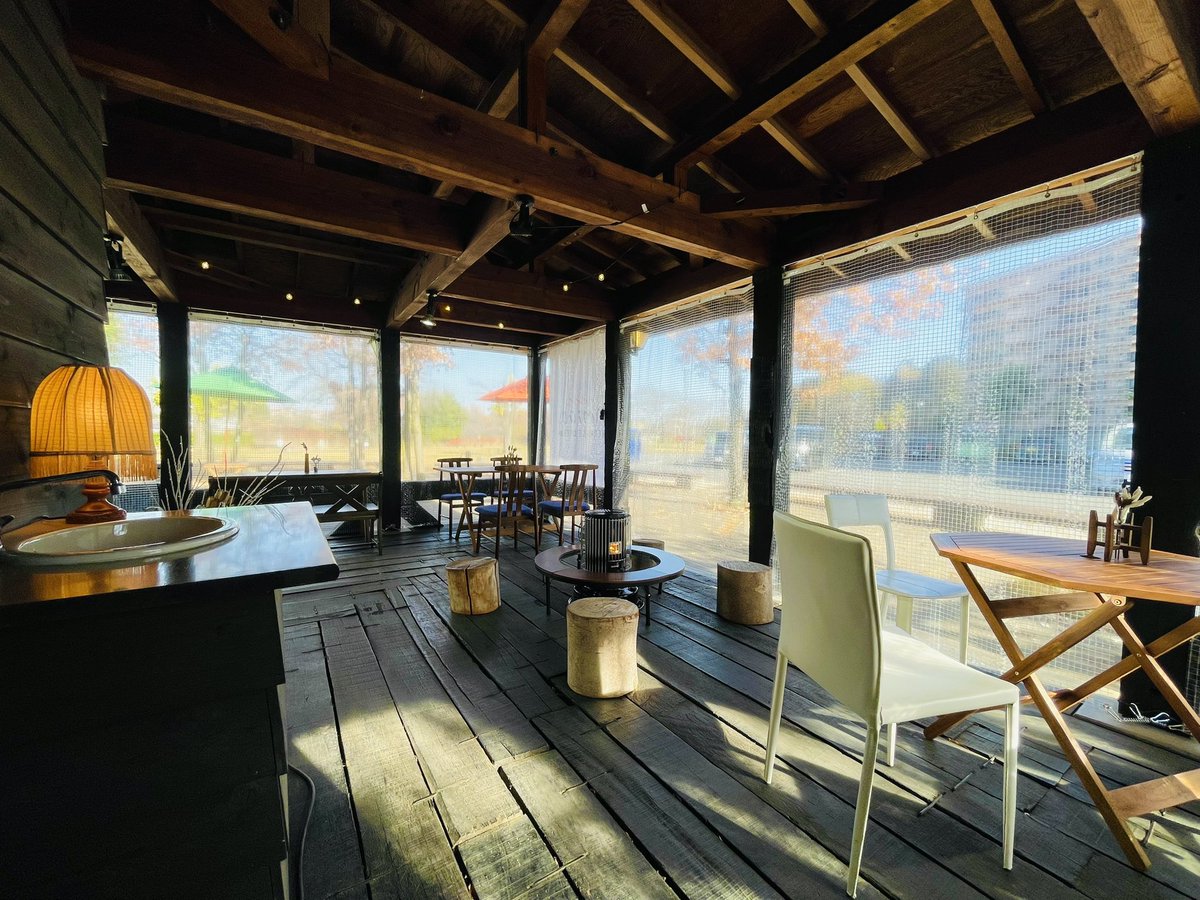 atelier_AMIGO's tweet photo. アミーゴテラスカフェ、オープン！
囲炉裏テーブルも是非利用ください🔥

#入間市文化創造アトリエアミーゴ #テラスカフェ #terracecafe #埼玉県 #仏子 #入間市グルメ https://t.co/29606IPZHA