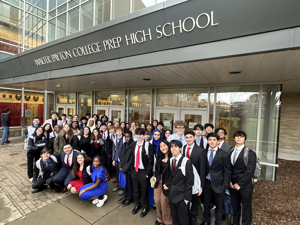 Over 50 <a href="/SandburgHS/">Carl Sandburg H.S.</a> delegates attended MUNAP XIX at Walter Payton College Prep this Saturday! The team worked hard, and their dedication paid off with commendable performances and meaningful contributions during their committee sessions! The team took home Best Large Delegation🏆