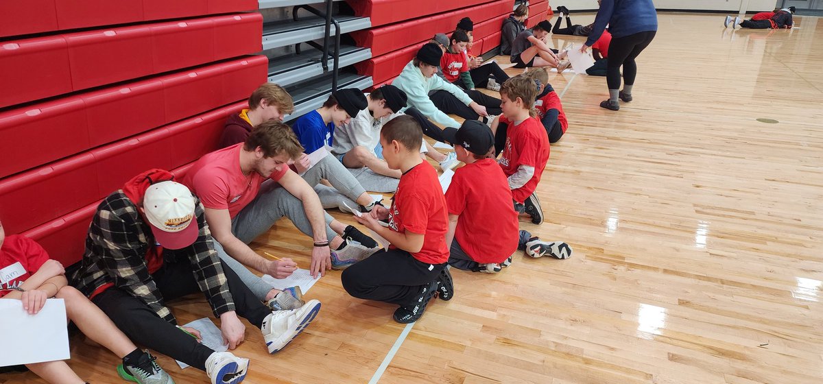 BenNoah27's tweet image. Big Brother / Little Brother meet and greet was a success!  A little Q&amp;amp;A followed by Dodgeball, and a whole lotta smiles! #CultureMatters @1PercntBtrEvyDy @dlhshockey @KdlmSports @DetLakesHigh