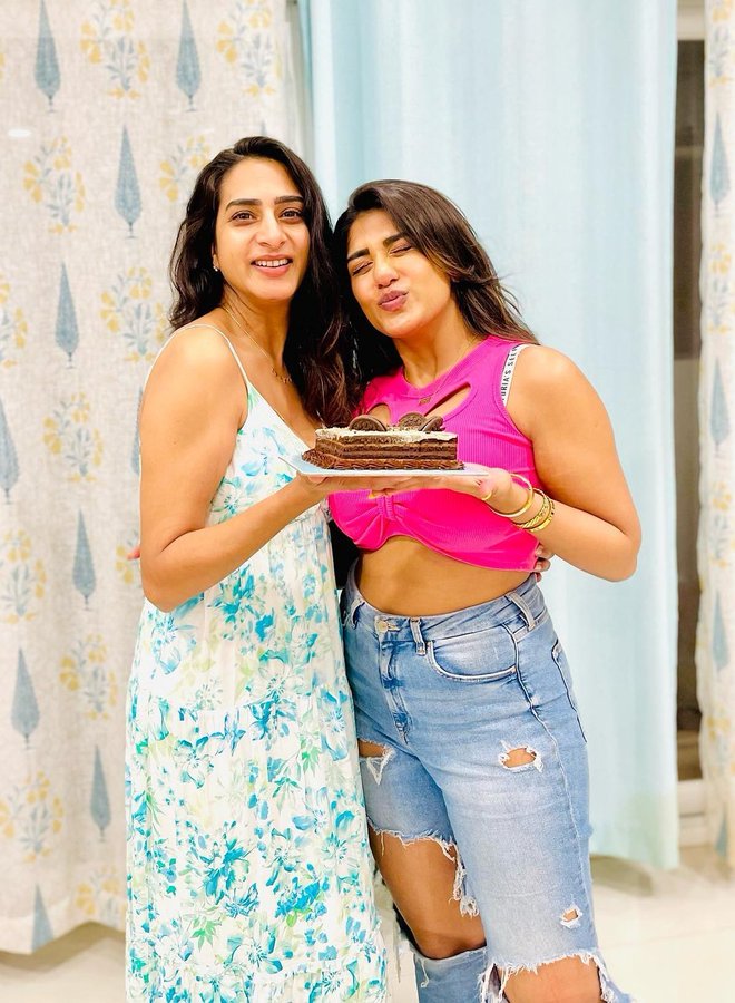 GA87iiTagAA_I8k?format=jpg&name=900x900