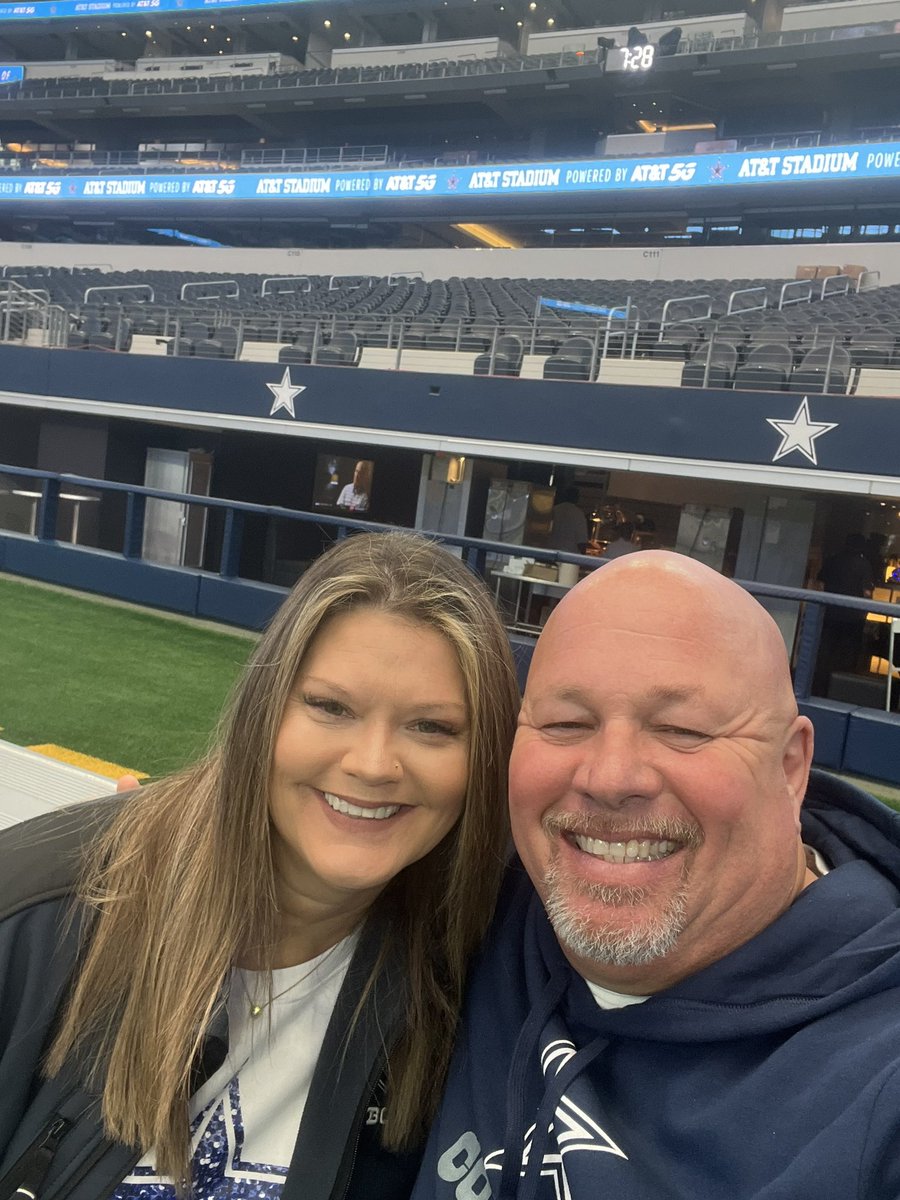 Hazen PD must love some Texas. Officer Walker and his lovely wife Rachel getting ready to watch the Cowboys play this weekend!!! #chiefbtaylor #hazenpolice #reelzoplive #OnPatrolLiveNation #OnPatrolLive #onpatrol #reelz #officerwalker