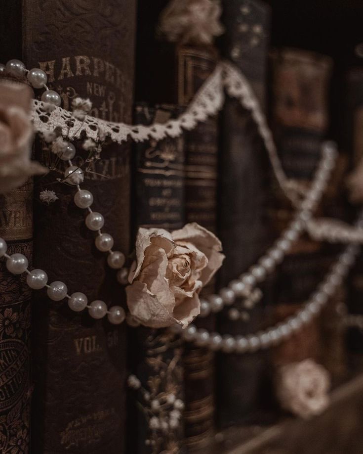 ohimperfecttt's tweet photo. ✨ vintage items ✨ https://t.co/K4RAksZAsb