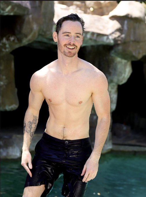 Taking a 24 hour break from showing you my penis and showing you my smile instead. 😊 https://t.co/lP