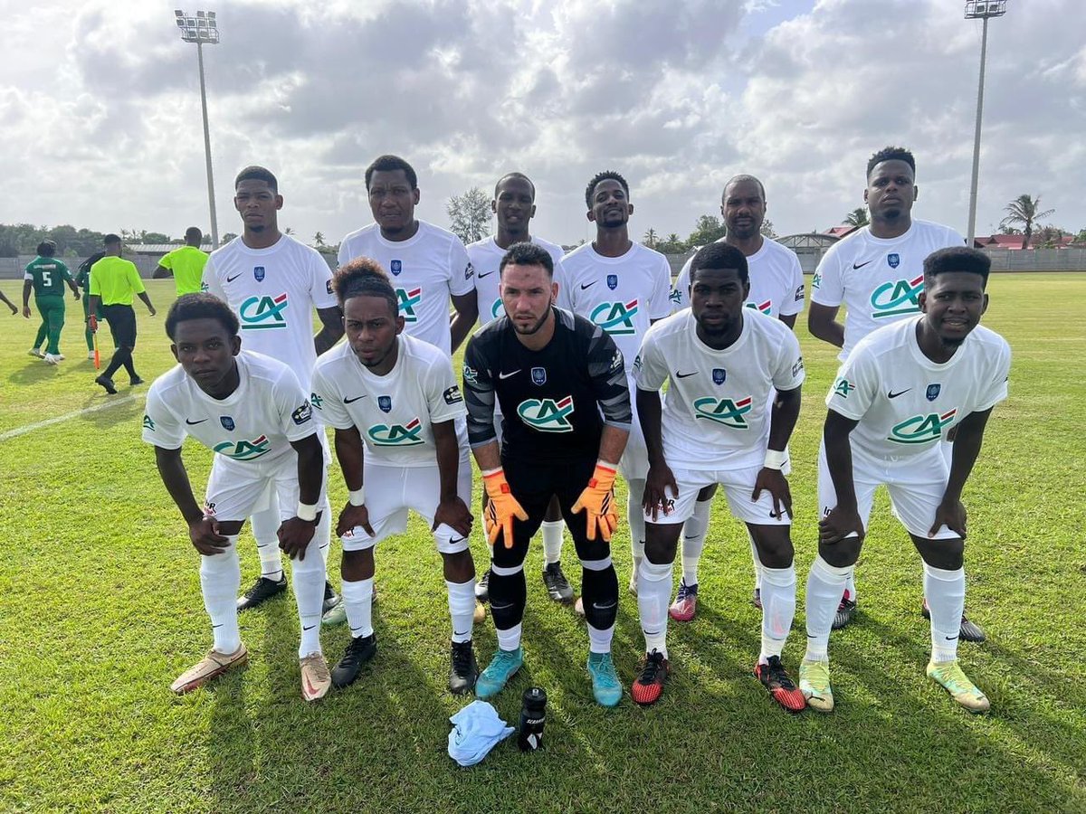 [ Coupe de France] l’ASC le Geldar de Kourou s’incline sur le score de. 4-1 sur la pelouse de Avoine olympique Chinois C. en 8e Tour de Coupe de France. Nous félicitons la formation du Geldar pour leur parcours.