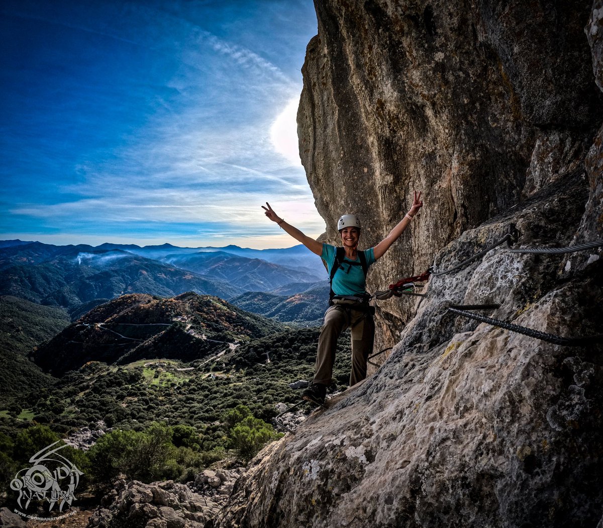 LauraPiruleta16's tweet photo. Vía ferrata de Benalauría ⛰️🧗🏼‍♀️ https://t.co/P7Wa09um8Z