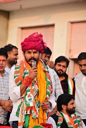 RUSUofficial's tweet photo. लॉ कॉलेज के पूर्व छात्रसंघ अध्यक्ष श्री अभिषेक चौधरी जी (प्रदेशाध्यक्ष NSUI राजस्थान) को जन्मदिवस की हार्दिक बधाई एवं शुभकामनाएँ ।💐
@RUSUofficial @withabhinsui @NSUIRajasthan https://t.co/icaS06YghX