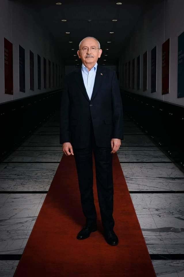 “Dünya kötülük yapanlar yüzünden değil, kötülüğe sessiz kalanlar yüzünden bu hale geldi.Cesaret yoksa zafer de yoktur.”
#KemalKılıçdaroğlu
<a href="/kilicdarogluk/">Kemal Kılıçdaroğlu</a>
🙏❤️