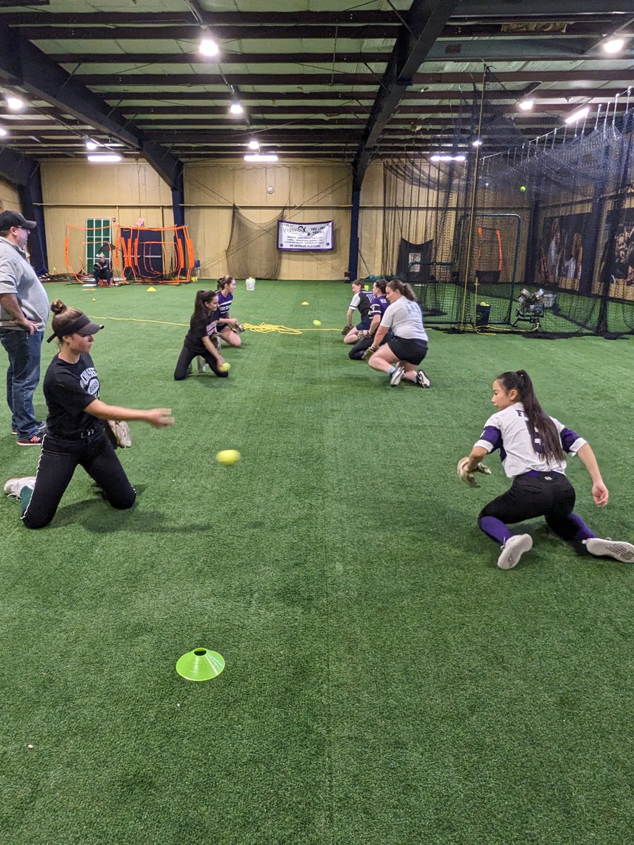 Fantastic December practice with this crew! Players are putting their work in and the results are impressive. 

7 (SEVEN) personal records set today!

Highlights:  
<a href="/IsabelMclam/">Isabel McLam 2025</a> HM-1st 2.97s⚡️💜
Kayleigh P - 69MPH Exit Velo 🚀🚀<a href="/FSUFalconSB/">FSU Falcon Softball</a>
<a href="/abbybarnaby27/">Abby Barnaby</a> HM-1st 3.04s ⚡️🥎