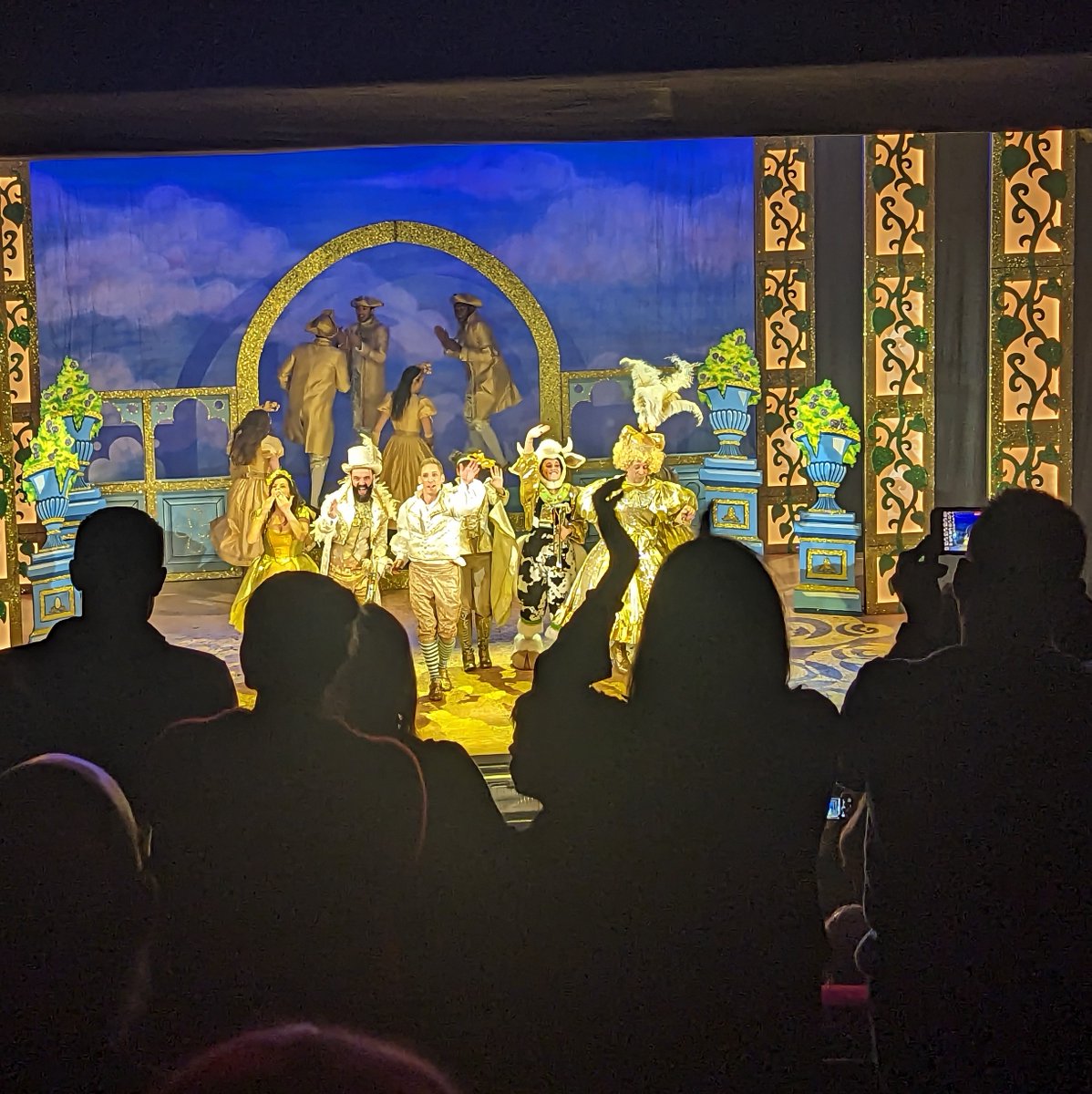 York Theatre Royal tweet media