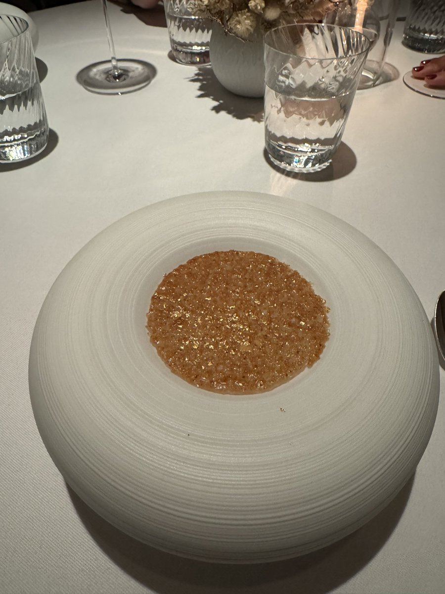 The cheese ad pre-dessert were as usual amazing. This is always my favourite time of the meal. <a href="/restaurant_gr/">Restaurant G. Ramsay</a>  #restaurantgordonramsay #michelin #foodies