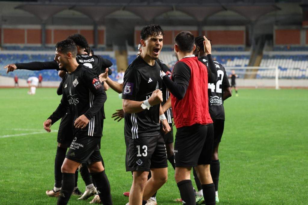 Briosa de regresso? ⚫⚪

Académica venceu o Oliveira do Hospital por 1-0 e assumiu a liderança provisória da Série B da Liga 3.