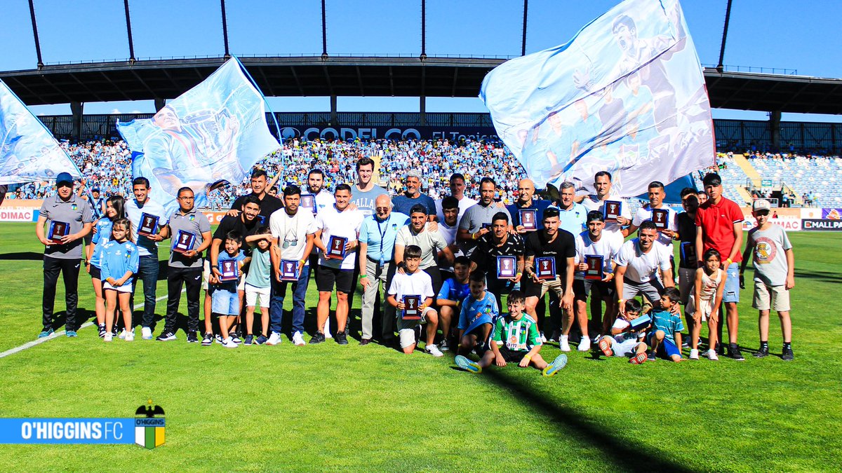 OHigginsoficial's tweet photo. 🔰¡A 10 años del título!  ¡Grande campeones! 👏🏻 

Esta tarde en el Estadio El Teniente brindamos un lindo reconocimiento al plantel campeón con O’Higgins el 2013 ¡Un hermoso momento junto a los hombres que hicieron historia en la Celeste! 🇧🇼

#VamosLaCeleste 🇧🇼 https://t.co/cdyxiLiolk