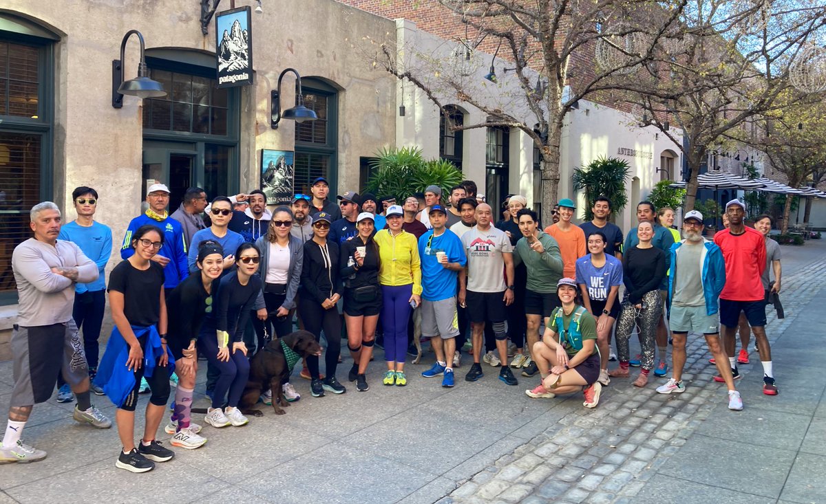 Skidrowrunclub's tweet photo. We shared some beautiful morning miles with the kind folks from the Pasadena Patagonia store today. Great running with new friends! They had a raffle for some cool gear and lots of donuts. Also, great coffee from Das Güd! @patagonia #skidrowrunningclub #trailrunning https://t.co/Fx5vKQMWF0