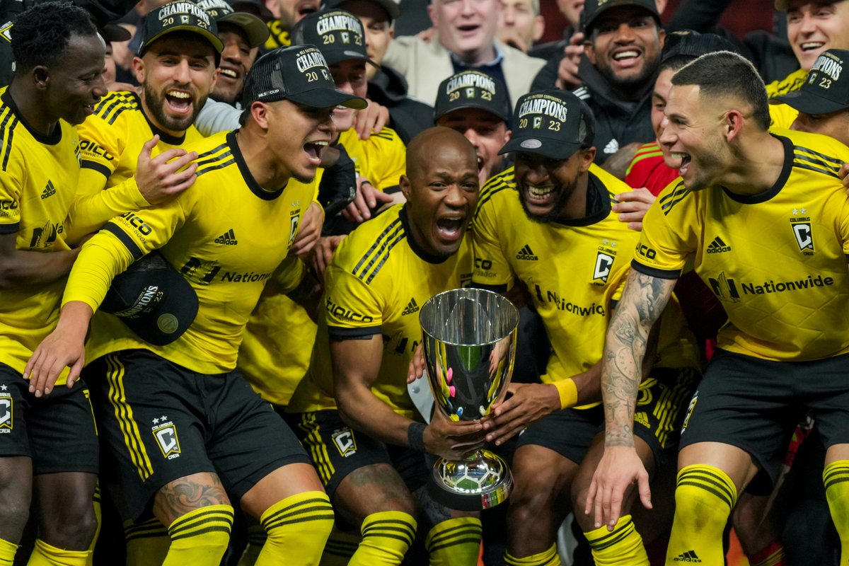 🚨 𝗖𝗢𝗟𝗨𝗠𝗕𝗨𝗦 𝗖𝗥𝗘𝗪 𝗥𝗘𝗠𝗣𝗢𝗥𝗧𝗘 𝗟𝗔 𝗠𝗟𝗦 𝟮𝟬𝟮𝟯 ! 🏆🇺🇸 #Crew96 Succès 2-1 face au Los Angeles FC, vainqueur de la dernière édition. Columbus remporte son troisième titre et devient désormais le 3ème club le plus titré de la compétition, derrière le LA Galaxy…