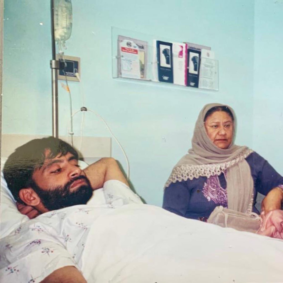 Rajammuzaffar's tweet photo. 🚨 URGENT: Demand Justice for Yasin Malik! 🚨

Friends, I'm deeply concerned about the health of  Yasin Malik, who has been sentenced to life imprisonment. This means he will be confined for the entirety of his life, deprived of his freedom and basic human rights. The Indian Government must ensure he is treated well and given the opportunity for a fair trial. Let's unite and demand transparency, respect for his rights, and justice!”
Sincerely yours 
Fatima Mir 

@UNCHRSS 
@hrw 
@HumanRightsCtte 
@USDOSDOT_Urdu 
@voaurdu 
@amnestyusa 
@amnesty 

#JusticeForYasinMalik #ReleaseYasinMalik #StandForJustice
@USAmbIndia 
@UKHouseofLords 
@HouseofCommons