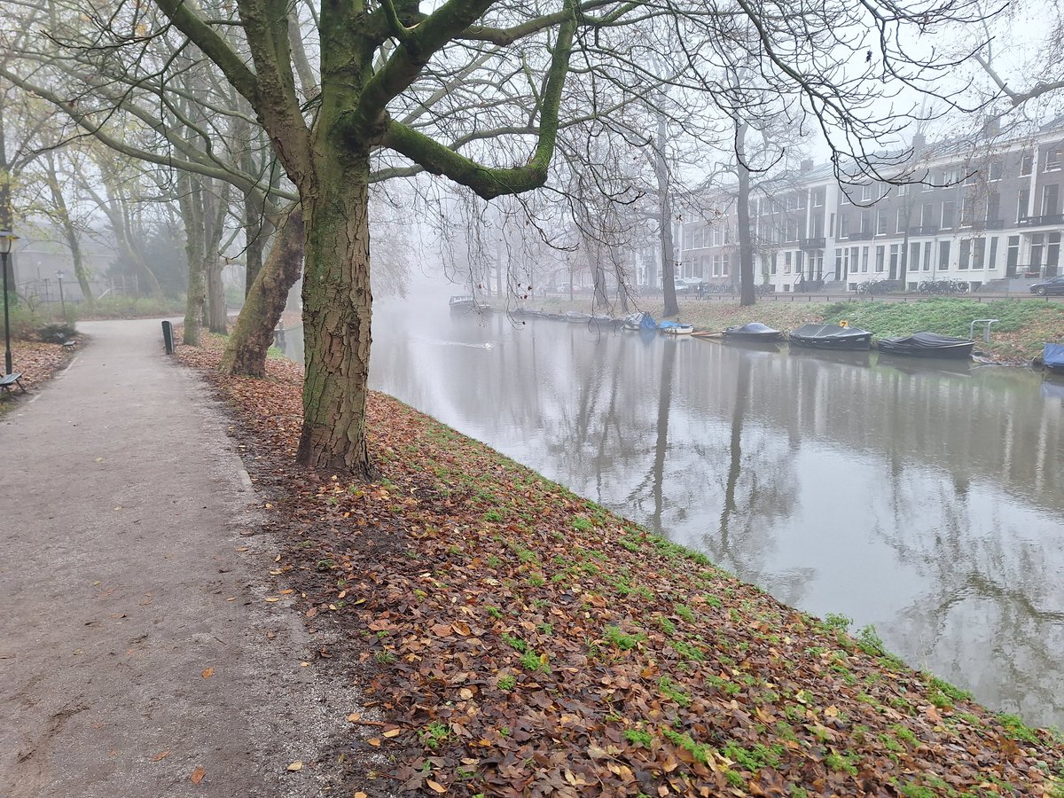 zielgaattevoet's tweet photo. Rusten is geen teken van zwakte. Het is iets wat je nodig hebt en wat je weer kracht geeft. Neem de tijd om weer bij te komen en je energie te herstellen. https://t.co/PawTEPbfQ3