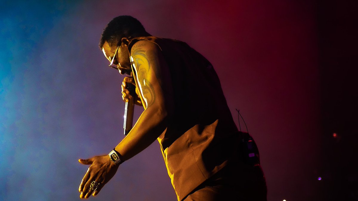 Cherry_be_'s tweet photo. Je suis photographe et hier j’étais à Londres pour le concert de Fally. Rendez-vous le 16 à Bruxelles seulement 🇧🇪 https://t.co/iu74wCaUdj