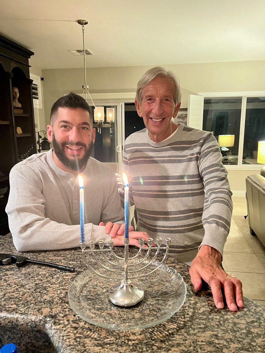 NBA agent Dan Poneman celebrating the 1st night of Hanukkah. 🕎 @DanielPoneman 

#JCA | #CoachesLightCandles | #HappyHanukkah