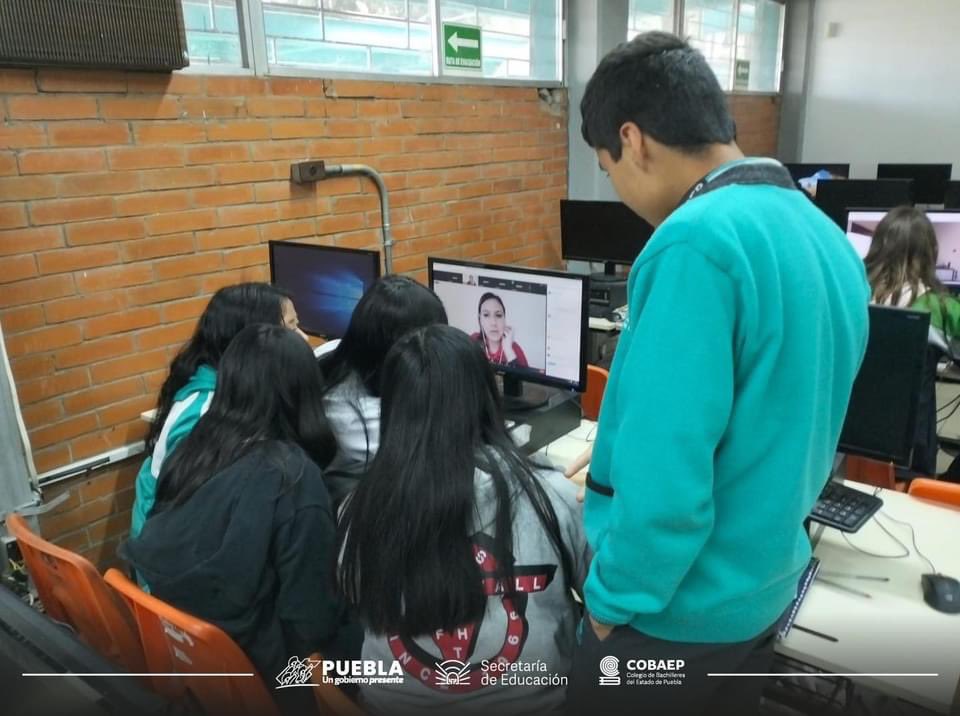 cobaep's tweet photo. Nos emociona poder compartir contigo algunas fotografías 📸de las y los aprendientes del Plantel 3, San Jerónimo Caleras durante el curso virtual "Educación Financiera" 💵💰 

#FinanzasPersonales #ÉxitoFinanciero https://t.co/AB0TPhLe1R