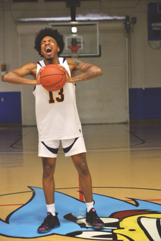 The Roadrunners were lead in scoring by Anthony Harrison with 24 points shooting 70 percent from the field followed by Dontrell smith with 22 the Roadrunners were lead in rebounding by dae-dae bowens with 21 rebounds and lead in assists by Qua butler. The Roadrunners move to 7-3.