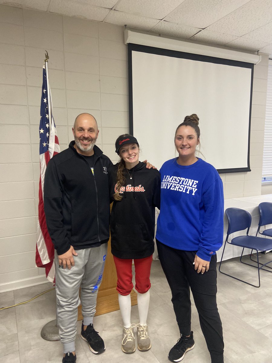 WilliamsHaydin's tweet photo. It was a pleasure to attend the Limestone camp today. Thanks coaches @CoachJDeitz @CoachHill1317 for a great camp. Also shout out to all the sweet and talented players I had the opportunity to meet today. #cardsup @cardinalsgore https://t.co/FXNdmgPKJs