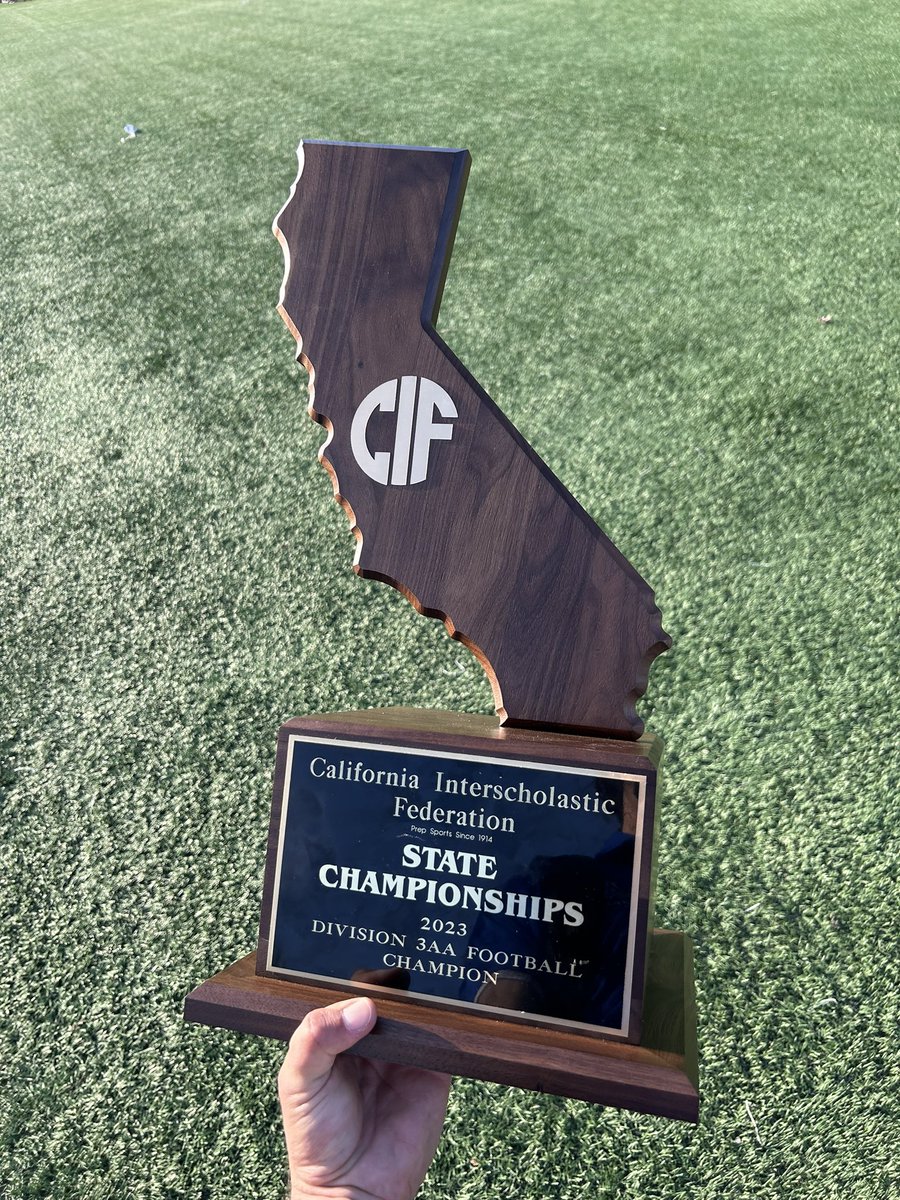 And by the way… it is a GREAT day to be a DON 💍 #STATECHAMPS