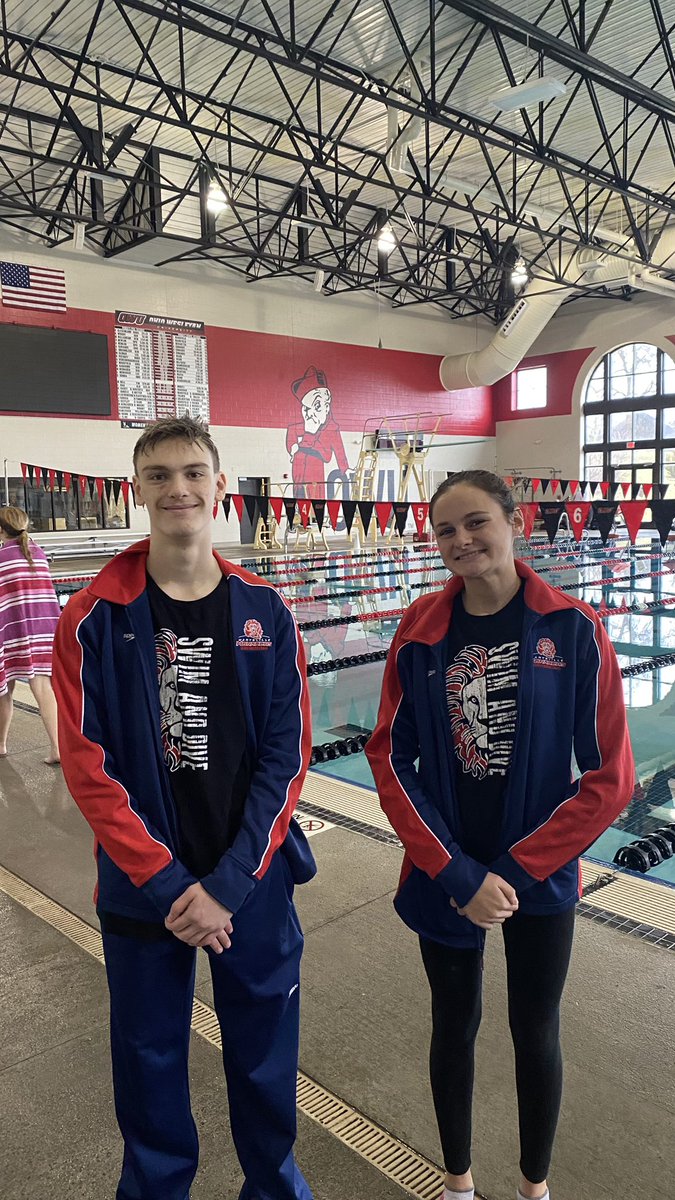 Monarch Swimming and Diving tweet media