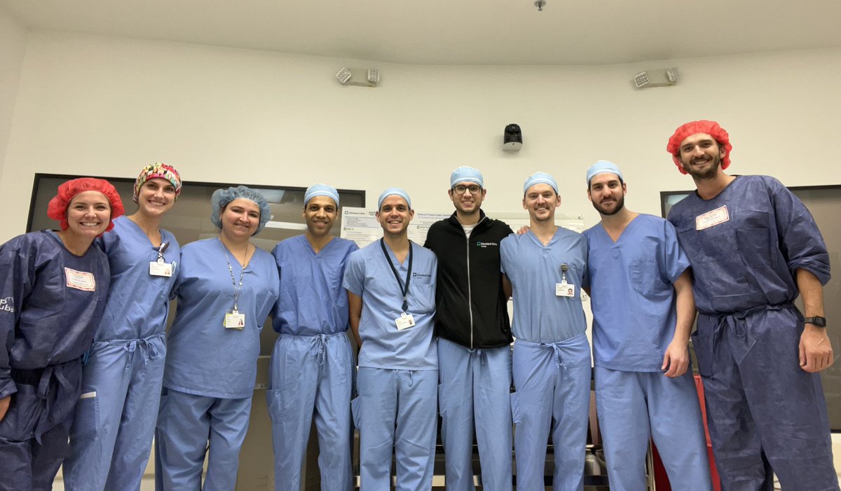 Great team work and camaraderie while competing for the Top Gun Robotic Da Vinci simulation award. Outstanding performance by all our residents! Thanks to Ross Gardener & Holly Herklotz from Intuitive and all our attending faculty @CleveClinicFL @YANKEEDOC44 @SWexner