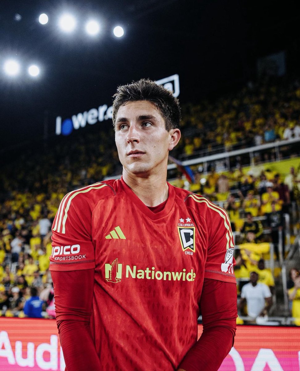 Carl Wayne tweet media