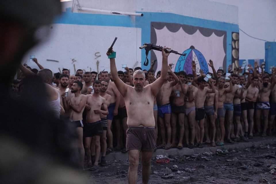MyLordBebo's tweet photo. 🇵🇸🇮🇱🚨‼️ Looks like he was identified, people claim it’s:

“Moin Qeshta Al-Masry, owner of an aluminum workshop, who fled to Al-Khalifa school in Beit Lahya”

Second version of his name: “MUNIR AL-MASRY”

Can somebody check if the workshop has photos with him? https://t.co/7NfPOn1yEK