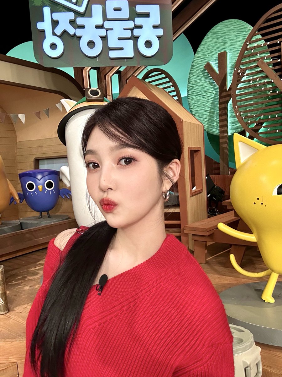 Red Velvet tweet media
