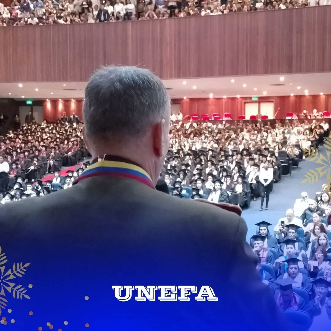 Unefa_VEN's tweet photo. Hoy la UNEFA presenta ante el país a 570 nuevos profesionales que realizaron su formación en la región Capital y están al servicio de la patria. Como institución nos sentimos orgullosos del logro de estos estudiantes que hoy demuestran que el esfuerzo, la dedicación y compromiso https://t.co/GgRXQd8GWV